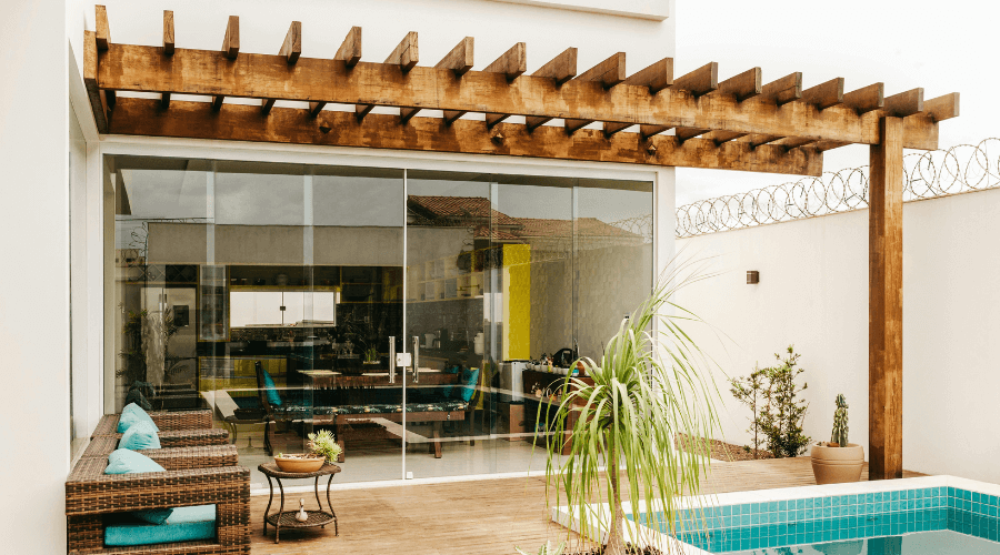 covered patio near northwest vancouver